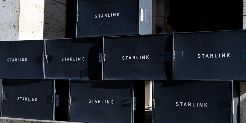 Интернет без света: в Украине развернут публичные Wi-Fi точки Starlink и Powerwall