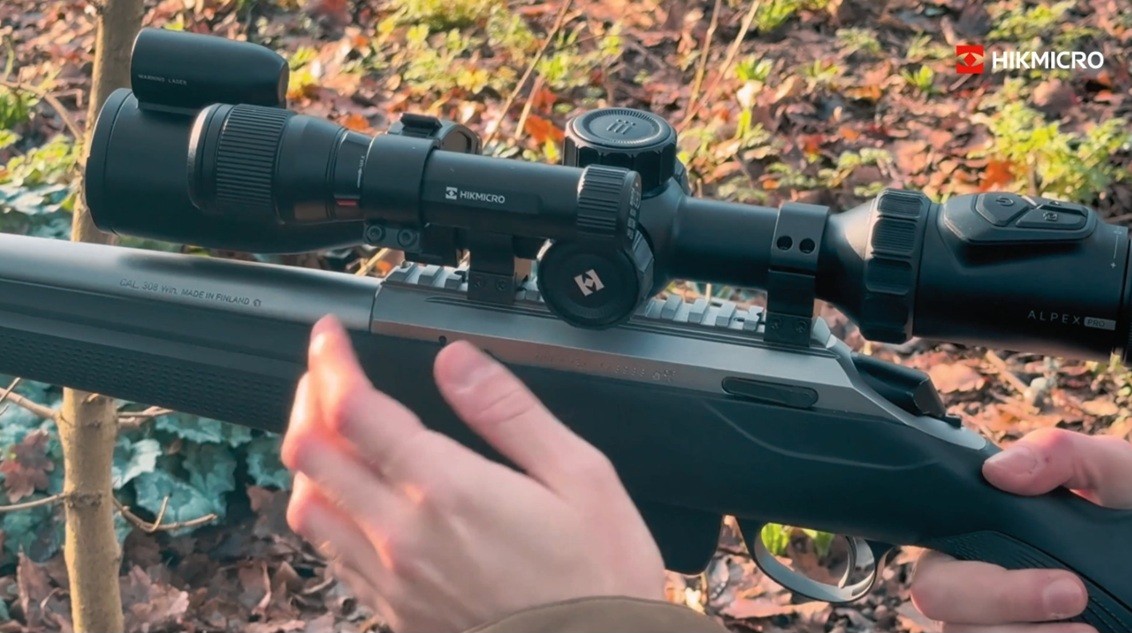 HikMicro ALPEX PRO A50PL LRF у корпусі цифрового прицілу з об'єктивом 50 мм та лазерним далекоміром
