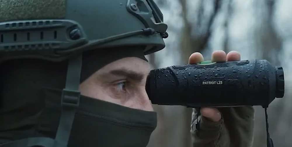 Тепловизор NVECTECH Patriot во время работы на наблюдательном пункте в ночное время — УкрОптика