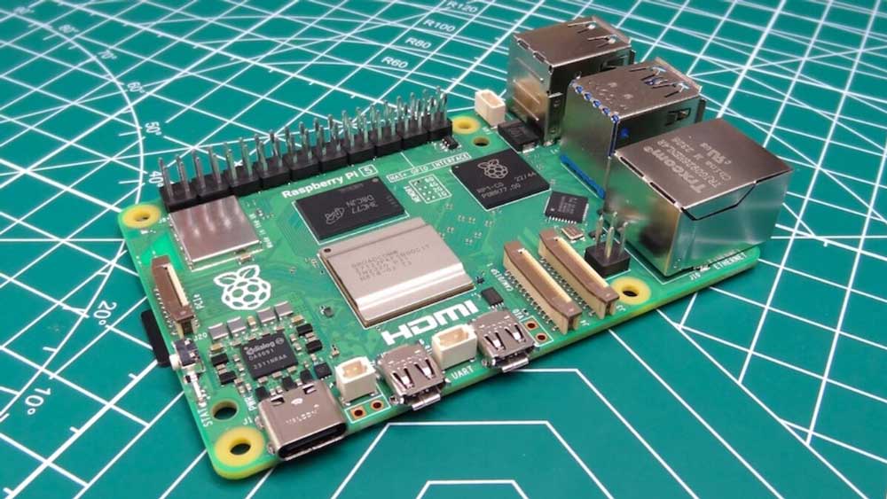 Raspberry Pi 5 у складі мобільного вузла зв’язку з живленням від автономної акумуляторної станції